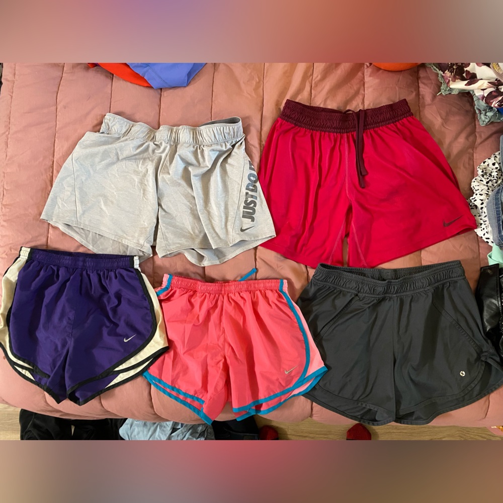 Nike shorts bundle (5)